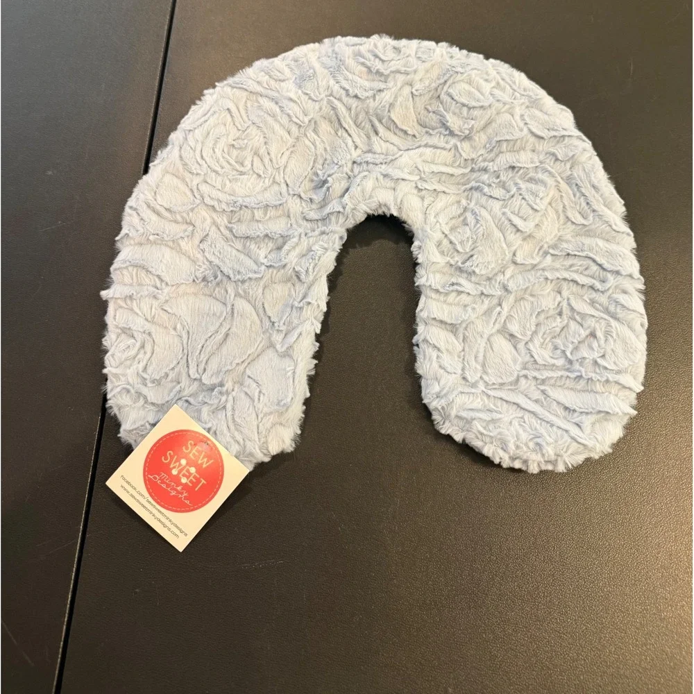 Sew Sweet Minky Designs Travel Neck Pillow Cover Light Blue Rosebud Plush NEW